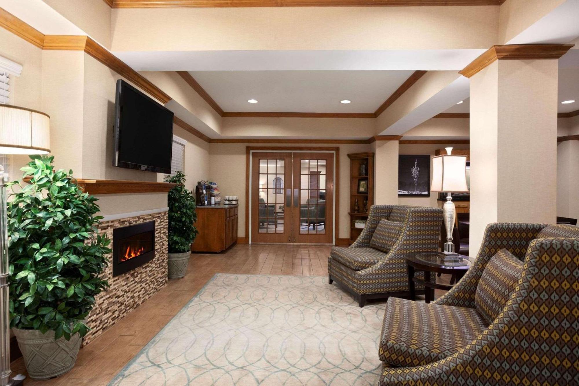 Country Inn & Suites By Radisson, Lubbock, Tx Экстерьер фото