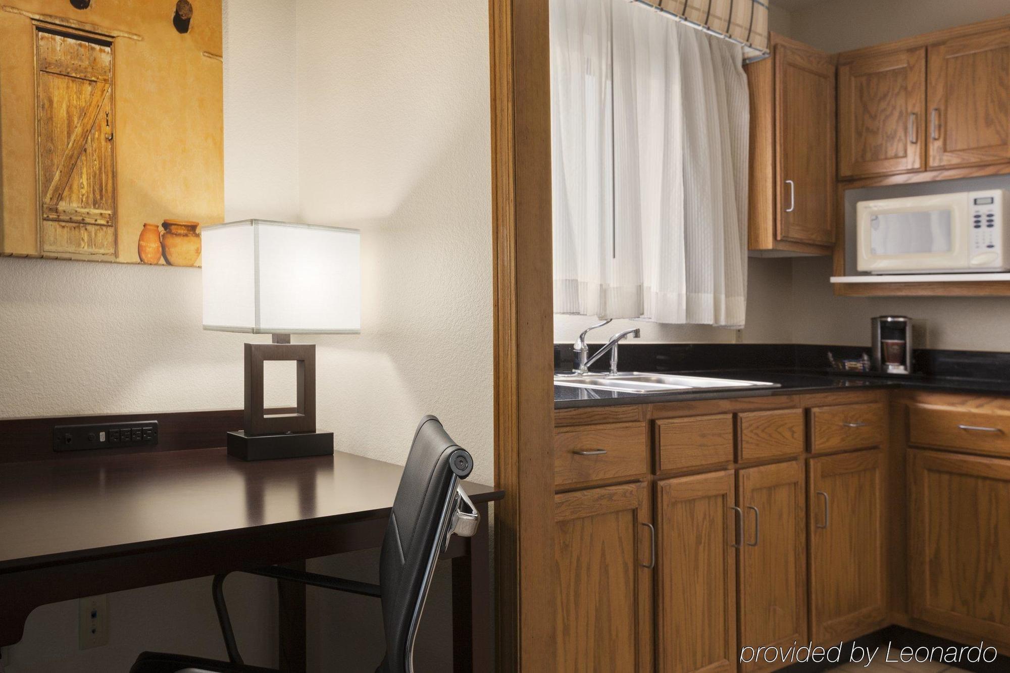 Country Inn & Suites By Radisson, Lubbock, Tx Экстерьер фото