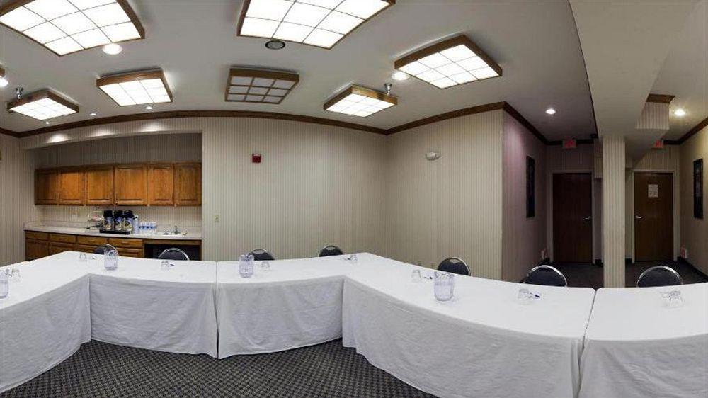 Country Inn & Suites By Radisson, Lubbock, Tx Экстерьер фото